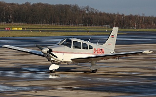 Bild: 16884 Fotograf: Frank Airline: Privat Flugzeugtype: Piper PA-28-181 Archer II