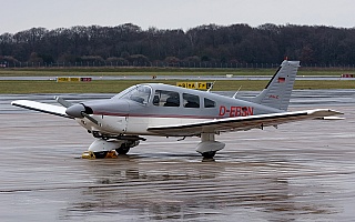 Bild: 16886 Fotograf: Uwe Bethke Airline: Privat Flugzeugtype: Piper PA-28-181 Archer II