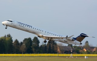 Bild: 16090 Fotograf: Uwe Bethke Airline: Lufthansa CityLine Flugzeugtype: Bombardier Aerospace CRJ900LR