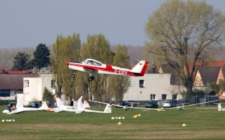 Bild: 15982 Fotograf: Swen E. Johannes Airline: Privat Flugzeugtype: Fuji Heavy Industries FA-200-180 Aero Subaru