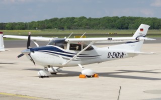 Bild: 16240 Fotograf: Heino Rhoden Airline: Privat Flugzeugtype: Cessna T182T Skylane TC