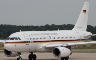 Bild: 16401 Fotograf: Andreas Airline: Deutsche Luftwaffe Flugzeugtype: Airbus A319CJ