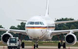 Bild: 16408 Fotograf: Uwe Bethke Airline: Deutsche Luftwaffe Flugzeugtype: Airbus A319CJ