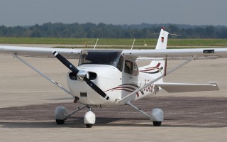 Bild: 16654 Fotograf: Frank Airline: Air Service Sachsen Flugzeugtype: Cessna 172S Skyhawk SP