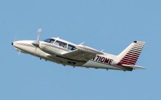 Bild: 16580 Fotograf: Uwe Bethke Airline: Privat Flugzeugtype: Piper PA-30C Twin Comanche