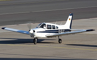 Bild: 16918 Fotograf: Frank Airline: FSH Flugschule Sachsen Flugzeugtype: Piper PA-28-161 Cherokee Warrior II