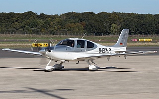 Bild: 17936 Fotograf: Frank Airline: Privat Flugzeugtype: Cirrus Design SR22 GTSx G3 Turbo