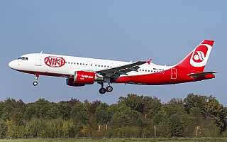 Bild: 17941 Fotograf: Uwe Bethke Airline: Sundair Flugzeugtype: Airbus A320-200