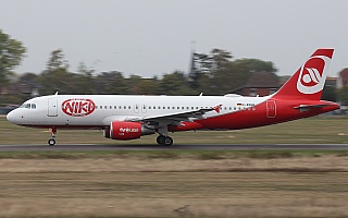 Bild: 17898 Fotograf: Frank Airline: Sundair Flugzeugtype: Airbus A320-200