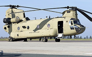 Bild: 17965 Fotograf: Uwe Bethke Airline: USA - Army Flugzeugtype: Boeing-Vertol CH-47 F Chinook