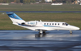 Bild: 18001 Fotograf: Frank Airline: Privat Flugzeugtype: Cessna 525A CitationJet 2