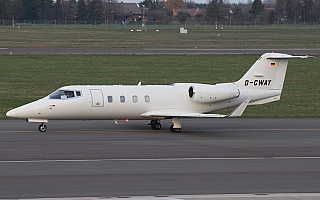 Bild: 18105 Fotograf: Frank Airline: Quick Air Jet Charter Flugzeugtype: Learjet 55ER