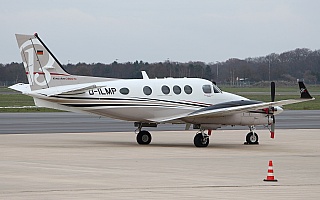 Bild: 18134 Fotograf: Frank Airline: Privat Flugzeugtype: Beechcraft C90GTx King Air