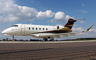 Bild: 17285 Fotograf: Frank Airline: Privat Flugzeugtype: Bombardier Aerospace BD-100-1A10 Challenger 350