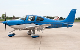 Bild: 17295 Fotograf: Swen E. Johannes Airline: Privat Flugzeugtype: Cirrus Design SR22T GTS