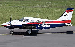 Bild: 17326 Fotograf: Frank Airline: Privat Flugzeugtype: Piper PA-34-220T Seneca V