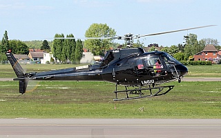 Bild: 17354 Fotograf: Frank Airline: Elitellina Flugzeugtype: Aerospatiale AS-350 B Ecureuil