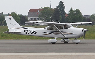 Bild: 17404 Fotograf: Frank Airline: Privat Flugzeugtype: Cessna 172S Skyhawk SP