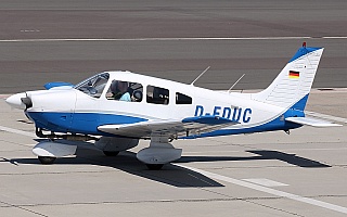 Bild: 17535 Fotograf: Frank Airline: Hanseatischer Fliegerclub Hamburg e.V. Flugzeugtype: Piper PA-28-181 Archer II