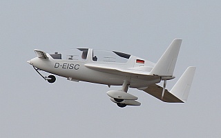 Bild: 17547 Fotograf: Frank Airline: Privat Flugzeugtype: Gyroflug SC-01 Speed Canard