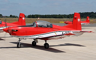 Bild: 17571 Fotograf: Frank Airline: Switzerland - Air Force Flugzeugtype: Pilatus PC-7