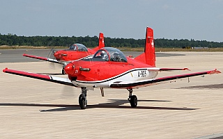 Bild: 17572 Fotograf: Frank Airline: Switzerland - Air Force Flugzeugtype: Pilatus PC-7