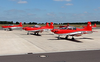 Bild: 17574 Fotograf: Frank Airline: Switzerland - Air Force Flugzeugtype: Pilatus PC-7