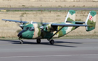 Bild: 17825 Fotograf: Frank Airline: Poland - Air Force Flugzeugtype: PZL-Mielec M-28TD Bryza