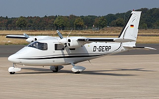 Bild: 17832 Fotograf: Frank Airline: Privat Flugzeugtype: Partenavia P.68B Victor