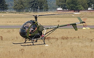 Bild: 17707 Fotograf: Frank Airline: S.P. Luftbild GmbH Flugzeugtype: Hughes Helicopters 269C Modell 300C