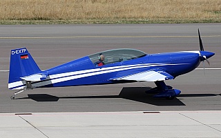 Bild: 17722 Fotograf: Frank Airline: Privat Flugzeugtype: Extra 300L