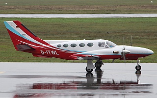 Bild: 19096 Fotograf: Frank Airline: Privat Flugzeugtype: Cessna 425 Corsair/Conquest I