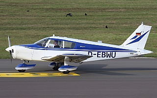 Bild: 19076 Fotograf: Frank Airline: Privat Flugzeugtype: Piper PA-28-140 Cherokee