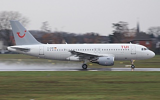 Bild: 19230 Fotograf: Frank Airline: Sundair Flugzeugtype: Airbus A319-100