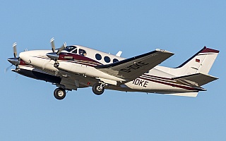 Bild: 18200 Fotograf: Uwe Bethke Airline: Privat Flugzeugtype: Beechcraft C90GTi King Air