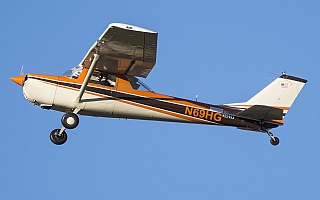 Bild: 18214 Fotograf: Uwe Bethke Airline: Privat Flugzeugtype: Cessna 150G