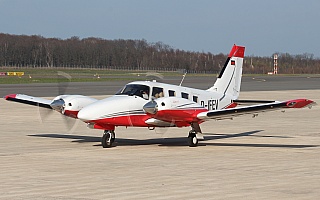 Bild: 18394 Fotograf: Frank Airline: Privat Flugzeugtype: Piper PA-34-220T Seneca V