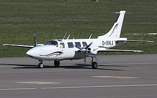 Bild: 18458 Fotograf: Frank Airline: Jautz Air Flugzeugtype: Piper PA-60-601P Aerostar