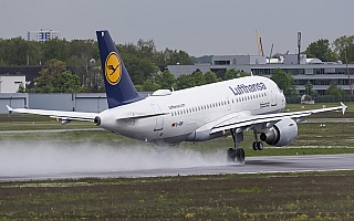 Bild: 18518 Fotograf: Uwe Bethke Airline: Lufthansa Flugzeugtype: Airbus A319-100