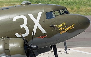 Bild: 18635 Fotograf: Uwe Bethke Airline: Commemorative Air Force Flugzeugtype: Douglas Aircraft Company C-47A