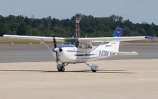 Bild: 18668 Fotograf: Frank Airline: Flug-Center Milan Flugzeugtype: Cessna 172N Skyhawk II