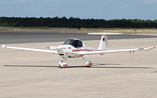 Bild: 18706 Fotograf: Frank Airline: Charter-Flug-Schule Take Wings Flugzeugtype: Diamond Aircraft DA20-A1