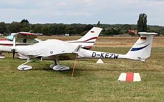 Bild: 18885 Fotograf: Frank Airline: Privat Flugzeugtype: Diamond Aircraft HK36 Super Dimona