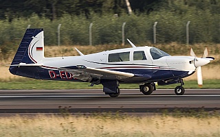 Bild: 18947 Fotograf: Uwe Bethke Airline: Privat Flugzeugtype: Mooney M20J