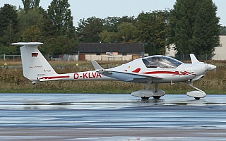 Bild: 18948 Fotograf: Frank Airline: Luftsportvereinigung Albatros e.V. Flugzeugtype: Diamond Aircraft HK36 TC-100 Super Dimona