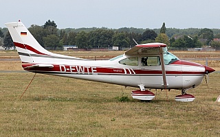 Bild: 18792 Fotograf: Frank Airline: Fliegergruppe Traunstein Flugzeugtype: Cessna 182Q Skylane