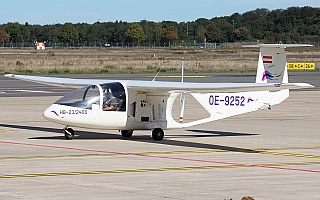 Bild: 19028 Fotograf: Frank Airline: Luftsportverein Northeim Flugzeugtype: HB Flugtechnik HB-23/2400 Hobbyliner