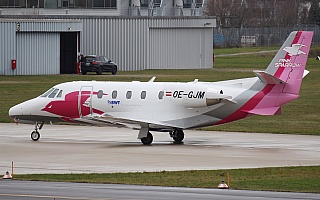 Bild: 19317 Fotograf: Frank Airline: Pink Sparrow Flugzeugtype: Cessna 560XL Citation XLS