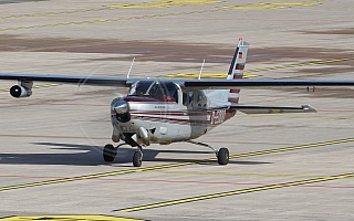 Bild: 19556 Fotograf: Frank Airline: Privat Flugzeugtype: Cessna P210N Pressurized Centurion