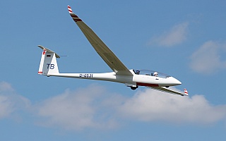 Bild: 19931 Fotograf: Frank Airline: Akaflieg Braunschweig e.V. Flugzeugtype: Schempp-Hirth Duo Discus XL